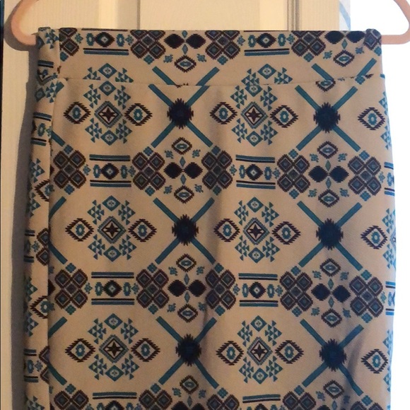 LuLaRoe Dresses & Skirts - Cassie pencil skirt